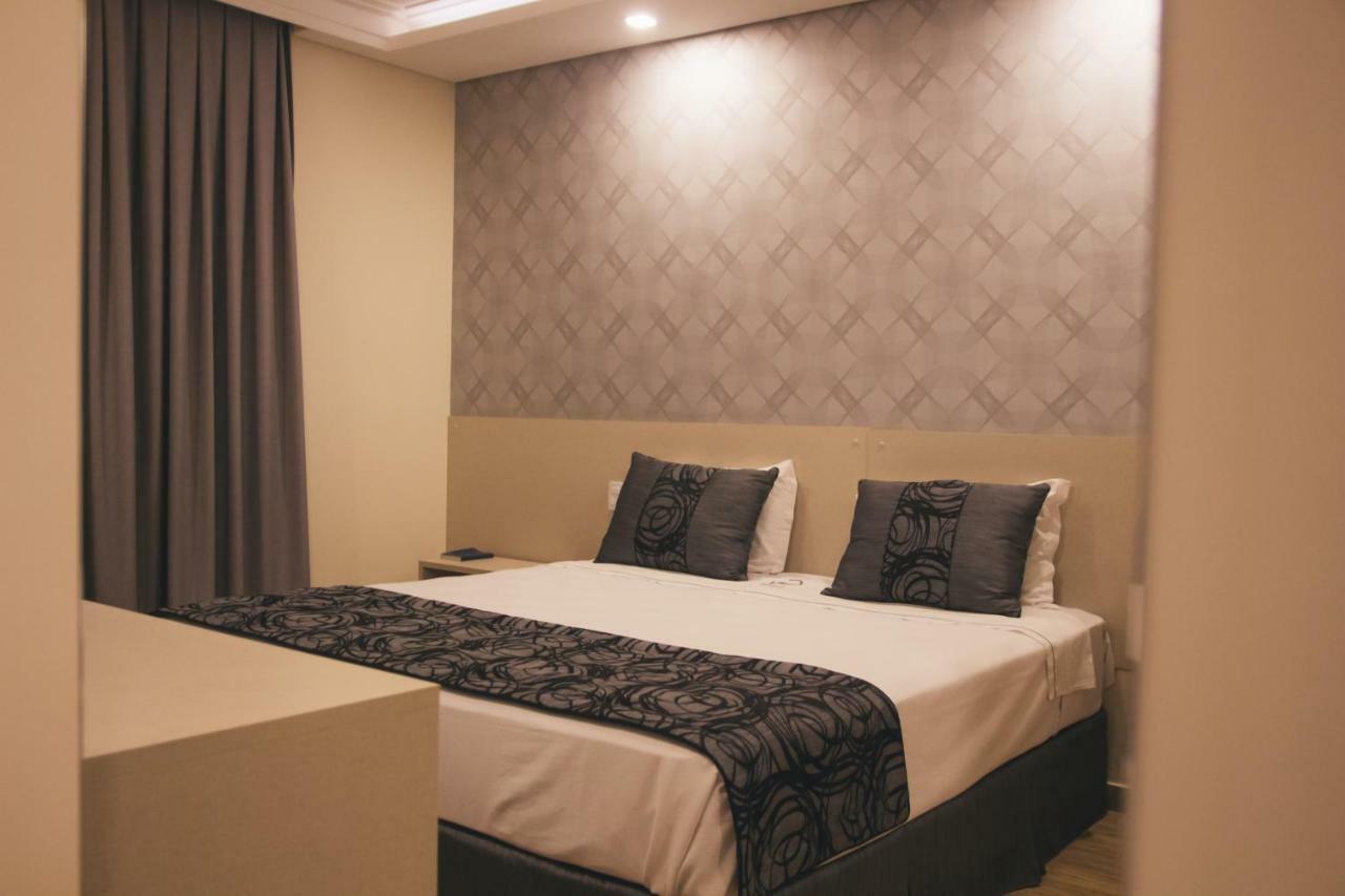 Summit Suites Hotel Касапава Экстерьер фото
