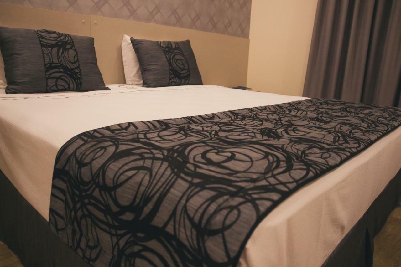 Summit Suites Hotel Касапава Экстерьер фото