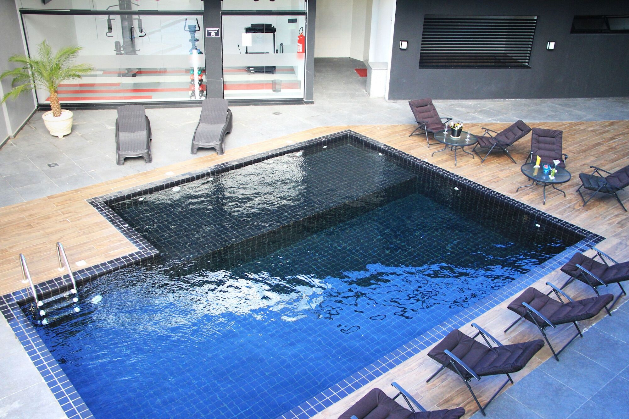 Summit Suites Hotel Касапава Экстерьер фото